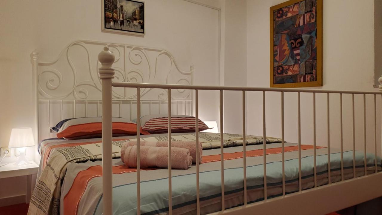 山脚下，舒适温馨海景公寓 Athen Eksteriør bilde